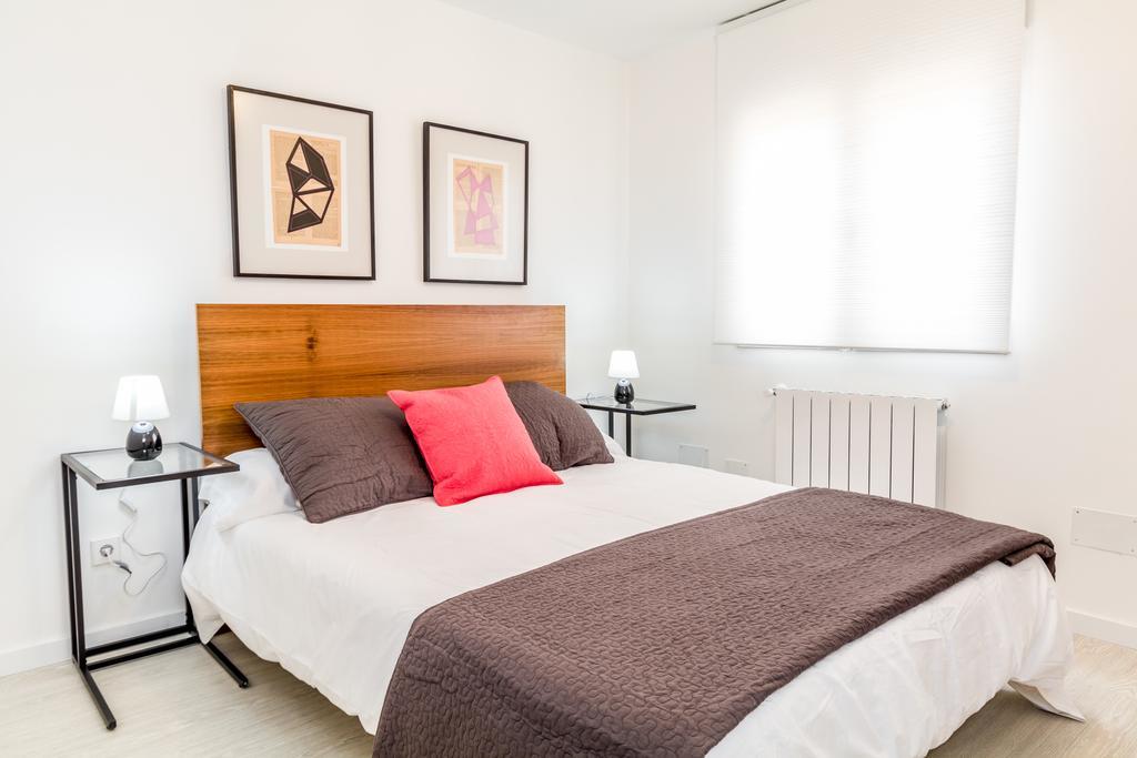 Pyr Select Puerta Del Sol Apartamento *