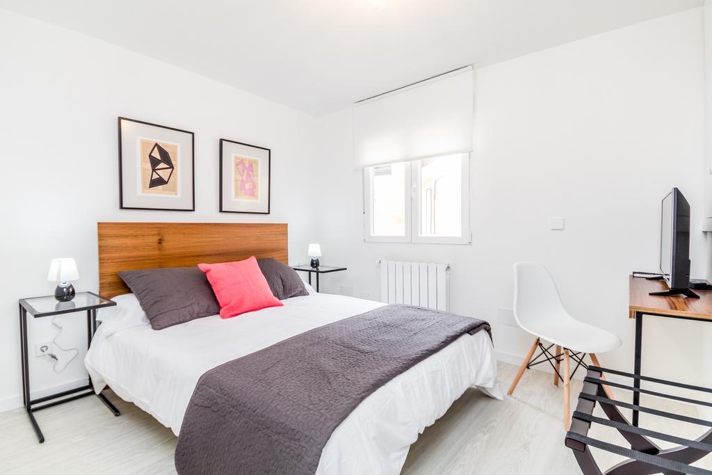 Pyr Select Puerta Del Sol Apartamento *